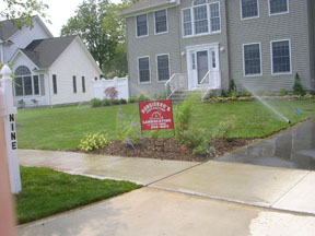 KINGS PARK, NY SOD,MULCH AND PLANT INSTALLATION