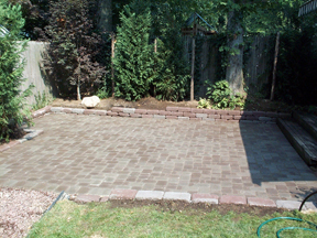 NORTHPORT, NY PAVER GRINNELL PATIO INSTALLATION