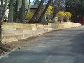 RETAINING WALL ALONG ROAD